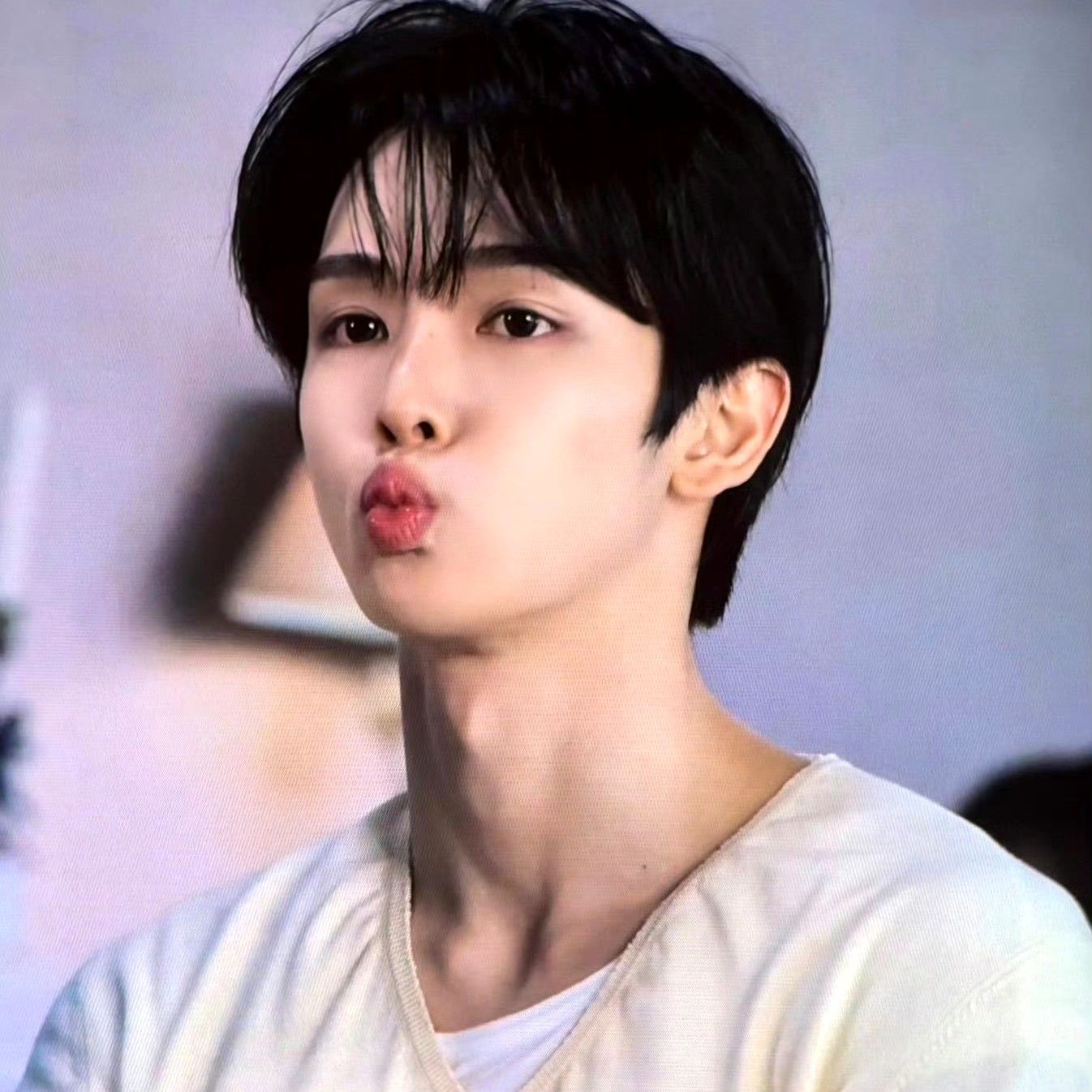 Recent activity shot of Sungchan (RIIZE)