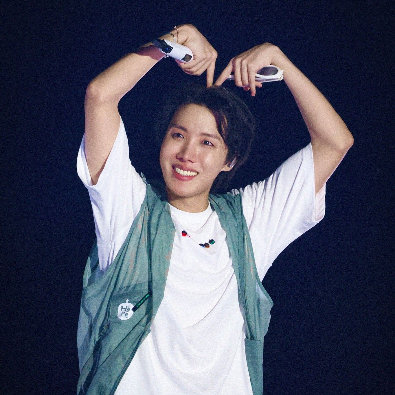 제이홉 (방탄소년단) 최근 활동샷