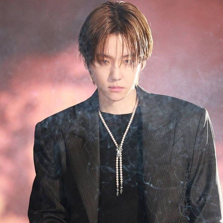 백현 (EXO) 최근 활동샷