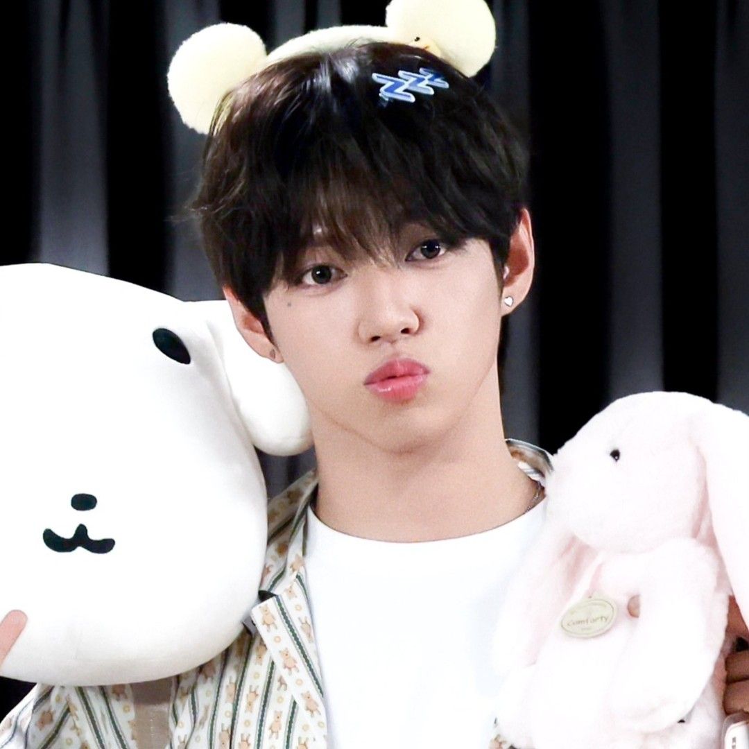 Latest photo of JL (AHOF)