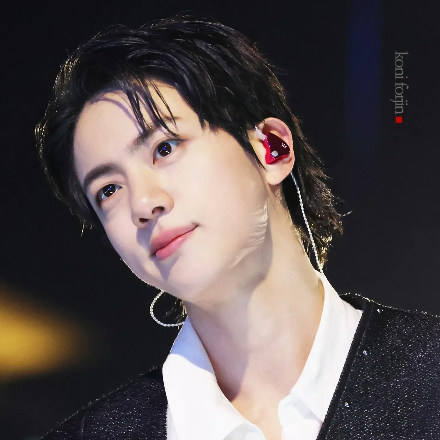 Foto aktivitas terbaru Jin (BTS)