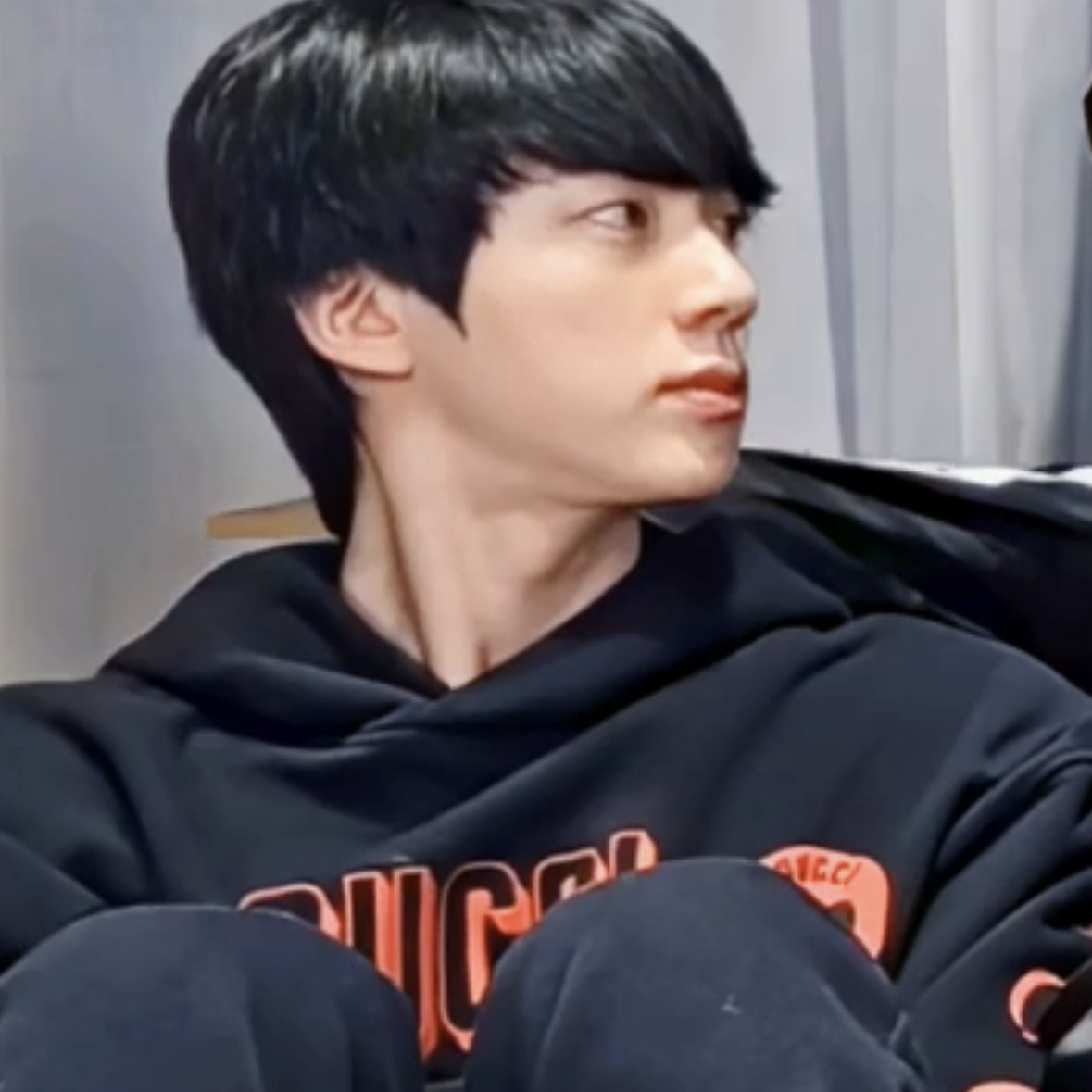 진 (방탄소년단)의 최신 사진