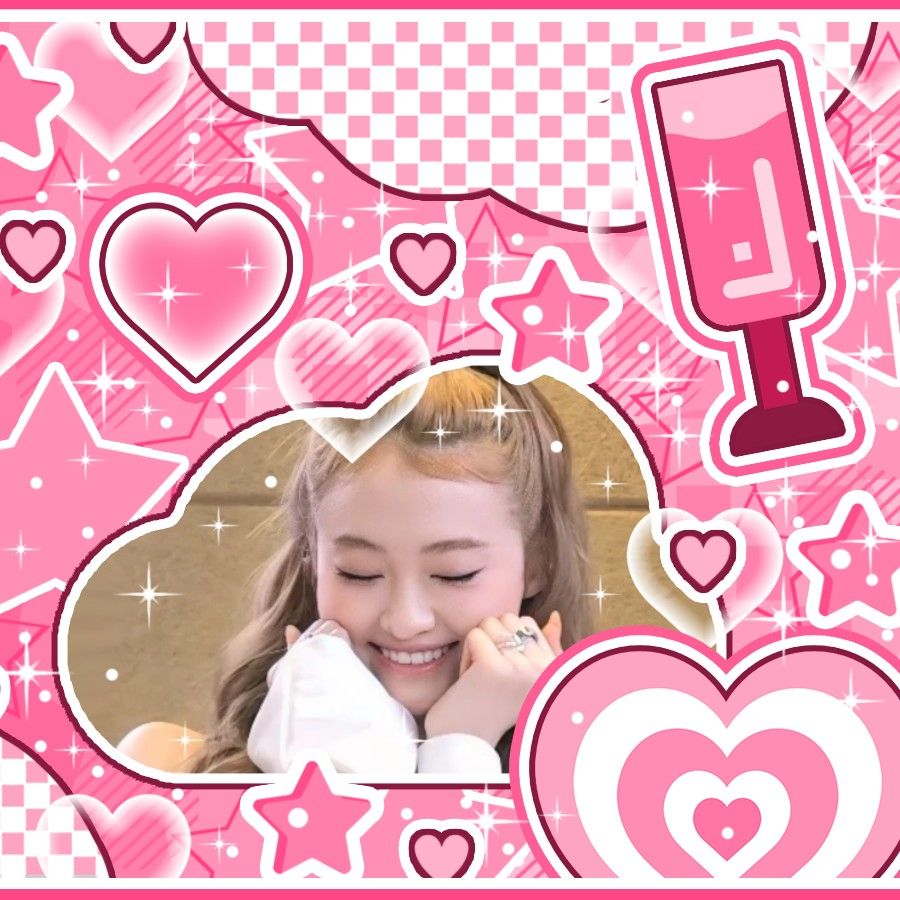 Behind-the-scenes cut of Ella (MEOVV)