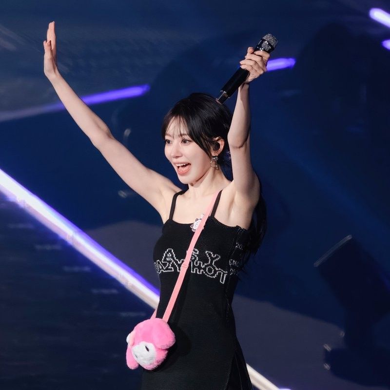 宮脇咲良 (LE SSERAFIM)的幕后花絮