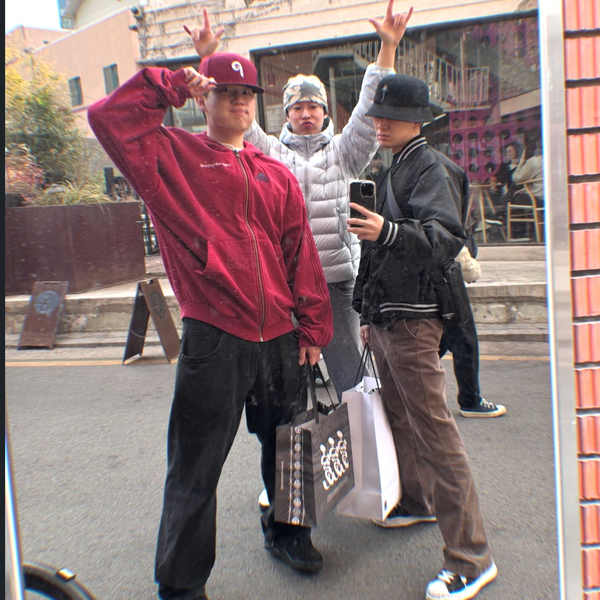 Popular profile picture of SONG (iKON) loved by fans