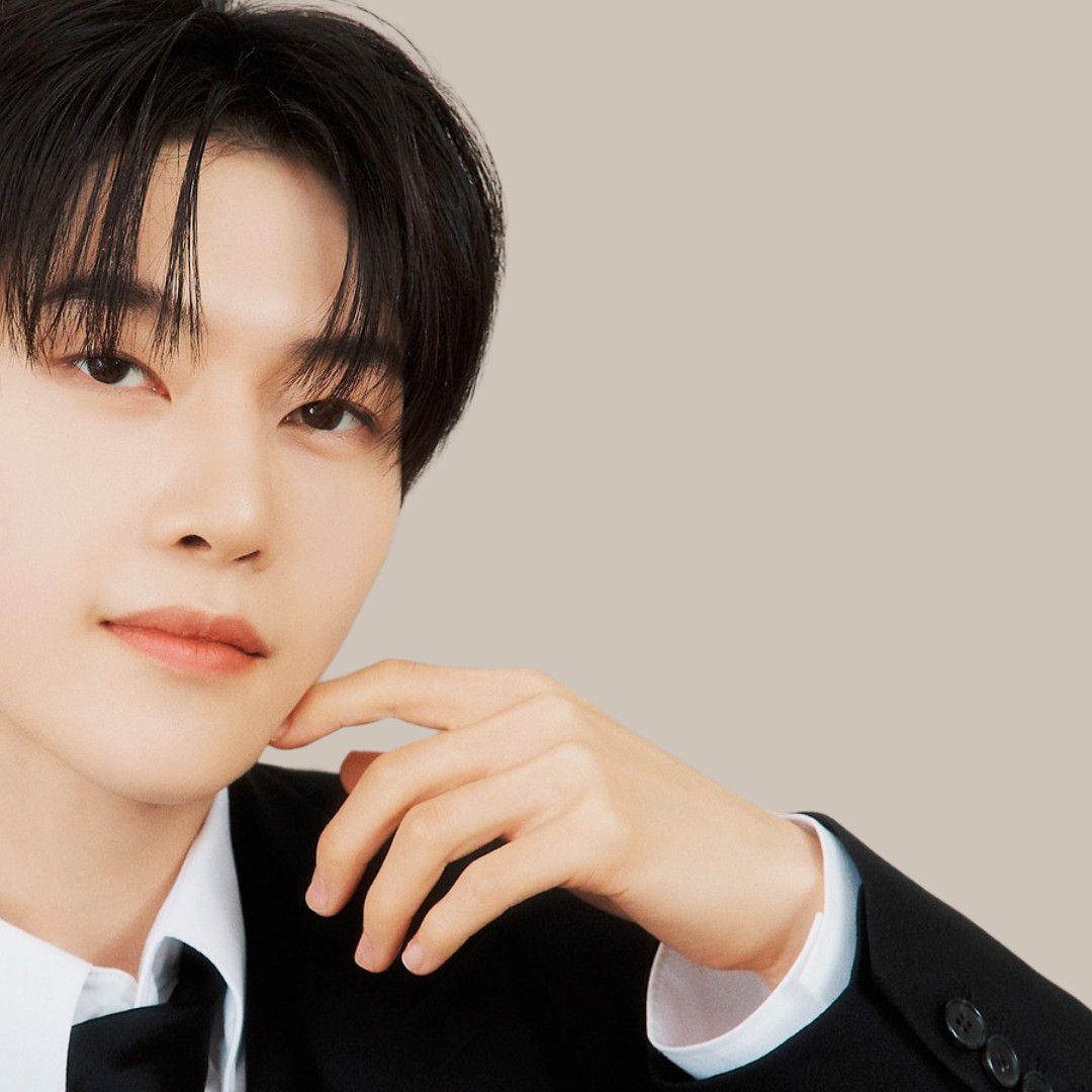 Must-see popular post of 석매튜 (제로베이스원), your favorite