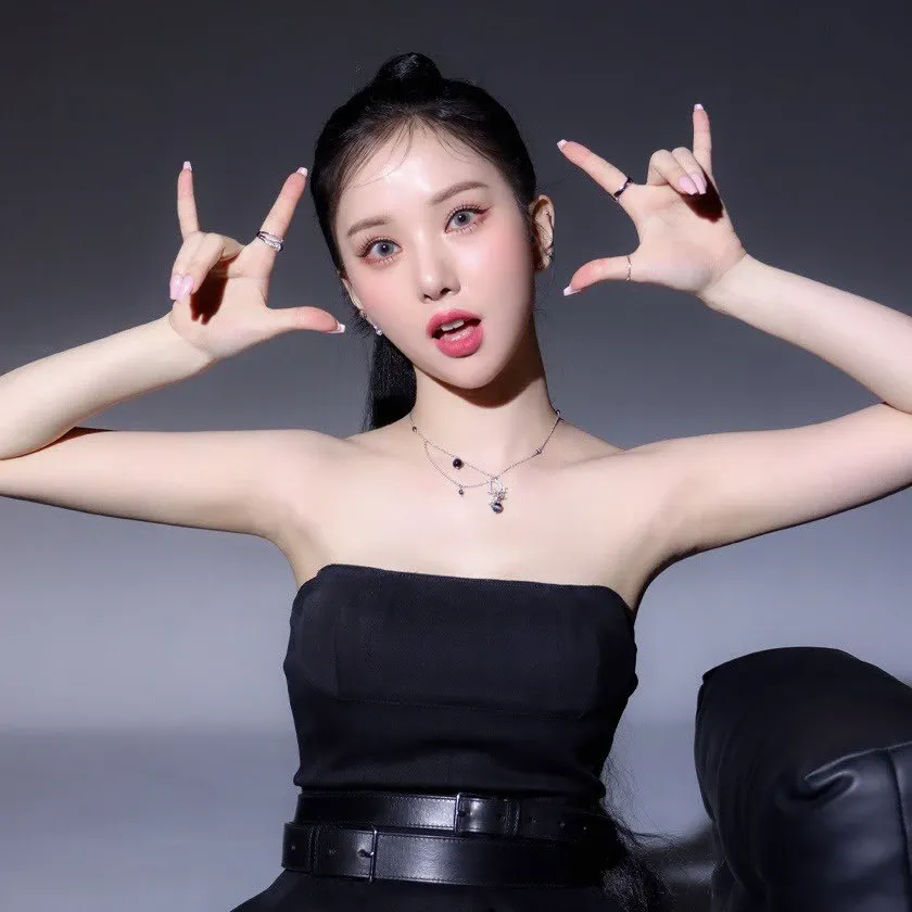 Foto aktivitas terbaru VIVIZ