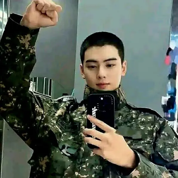 ASTROの最新写真