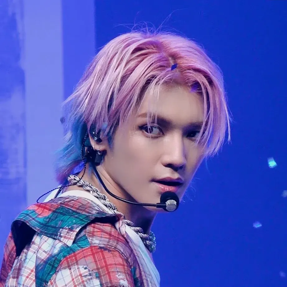 テヨン (NCT 127)の最近の活動写真