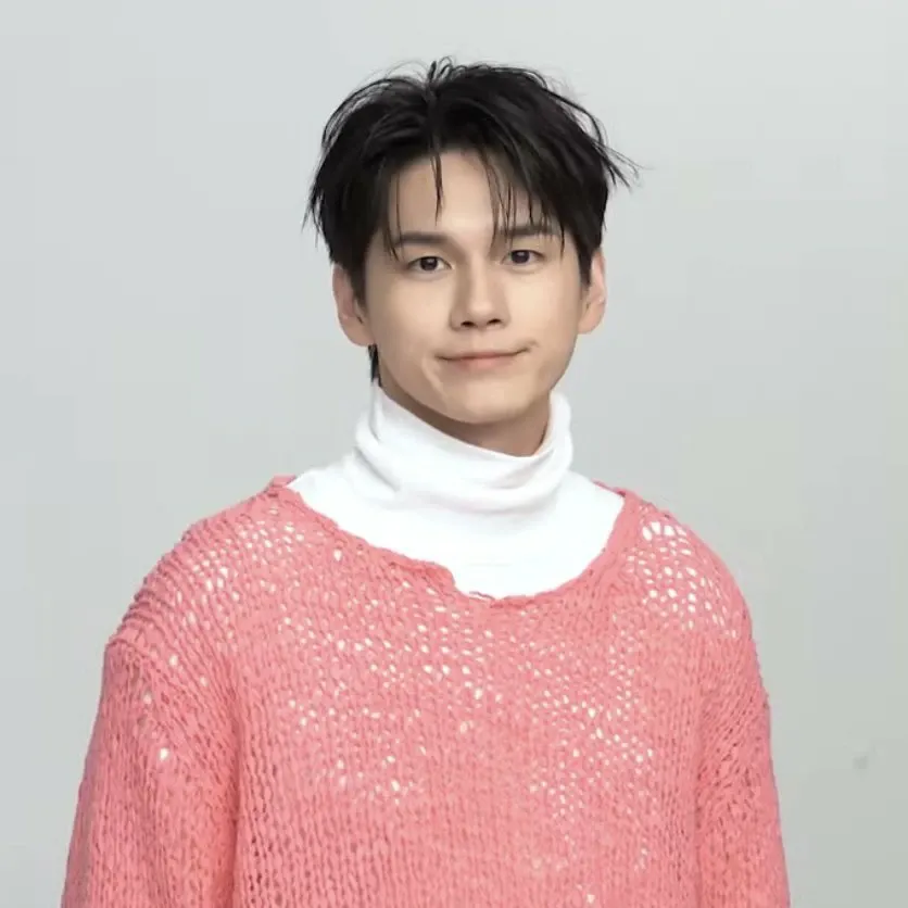 옹성우 최근 활동샷