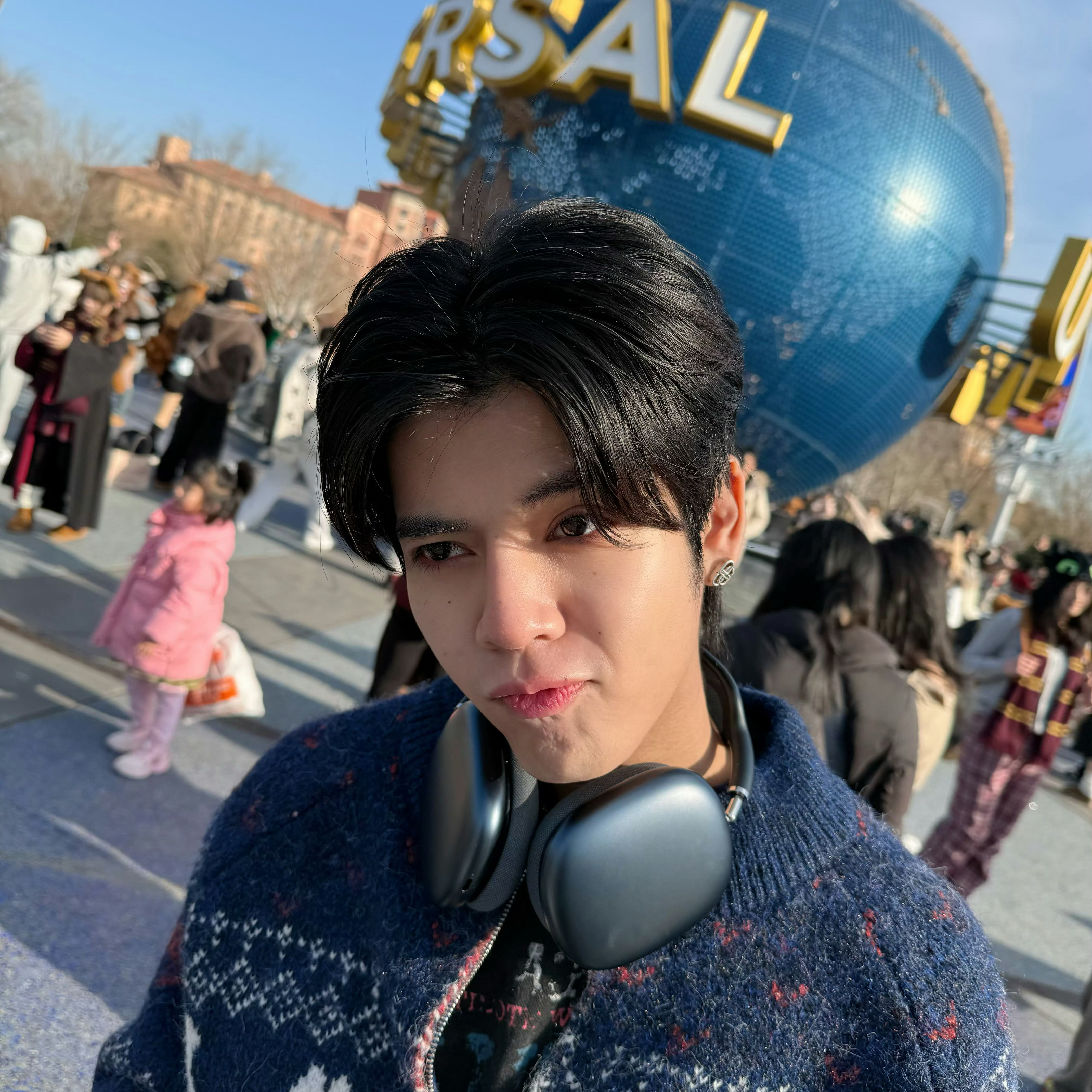 Behind-the-scenes cut of DORN (NexT1DE)