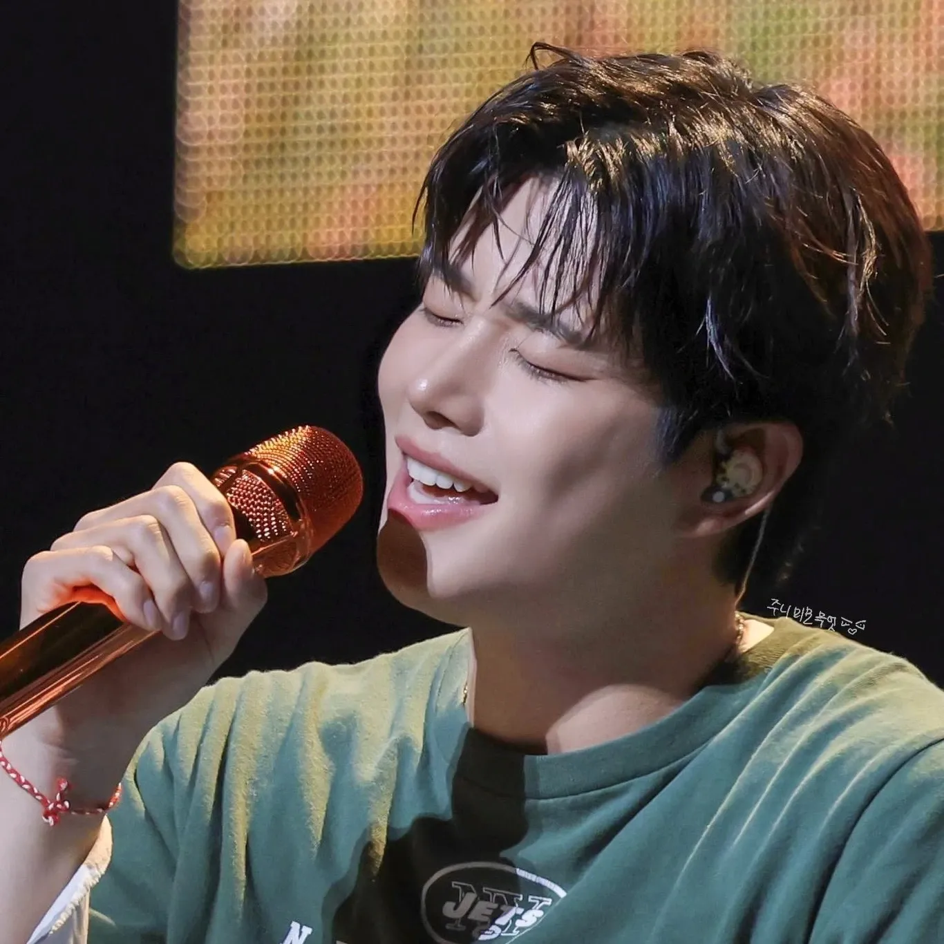 Latest photo of MJ (ASTRO)