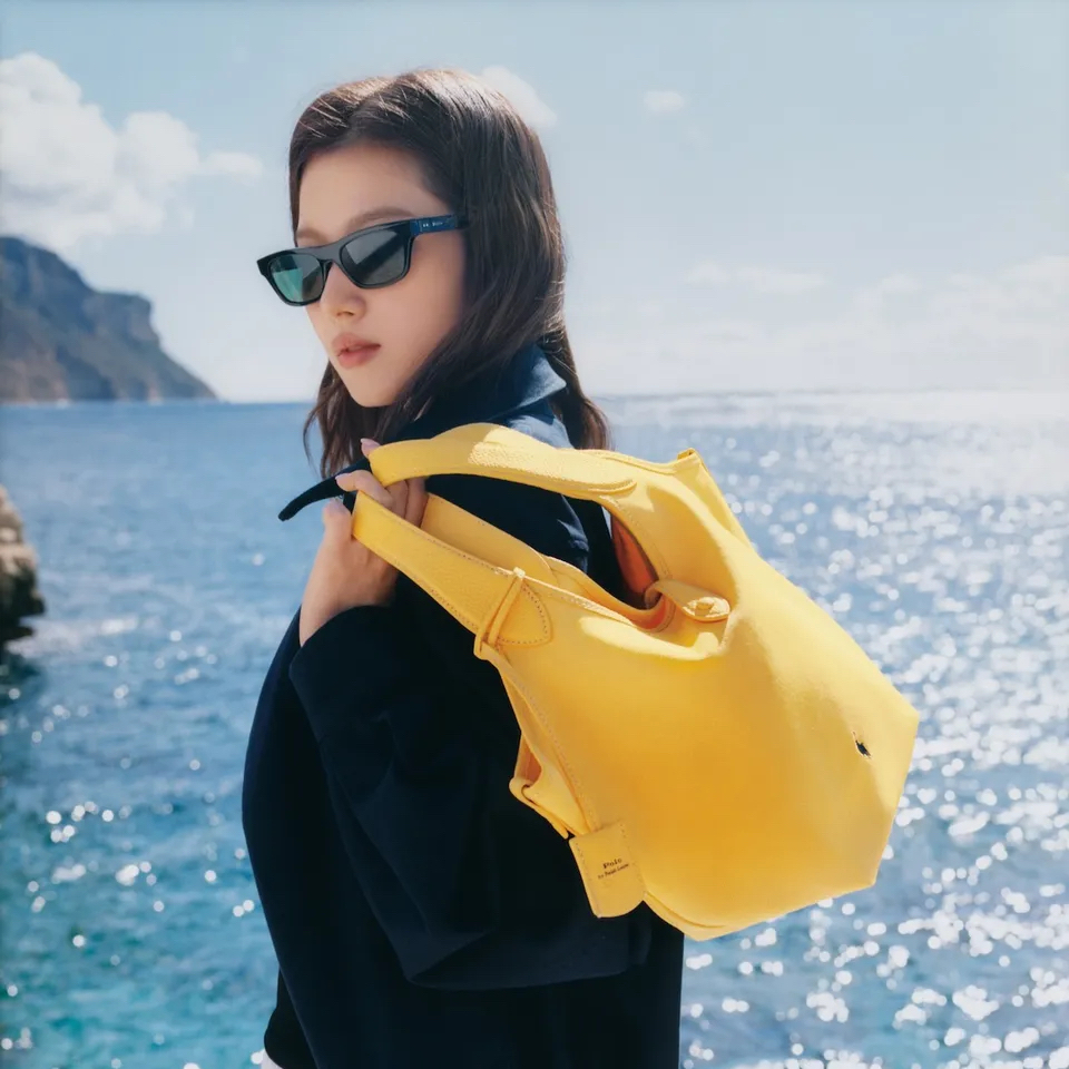 Sana (TWICE)的幕後花絮