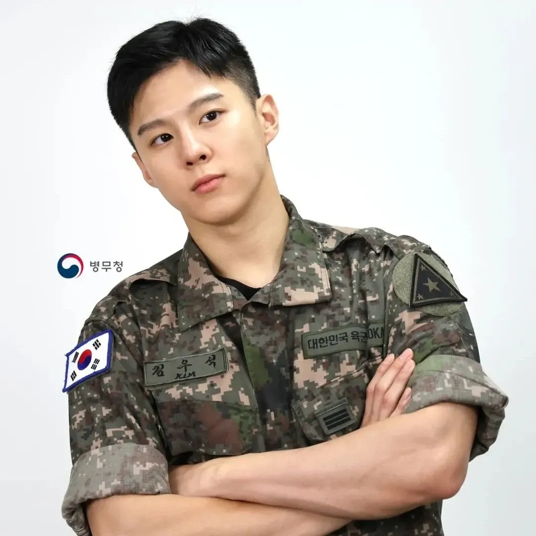 김우석의 비하인드 컷