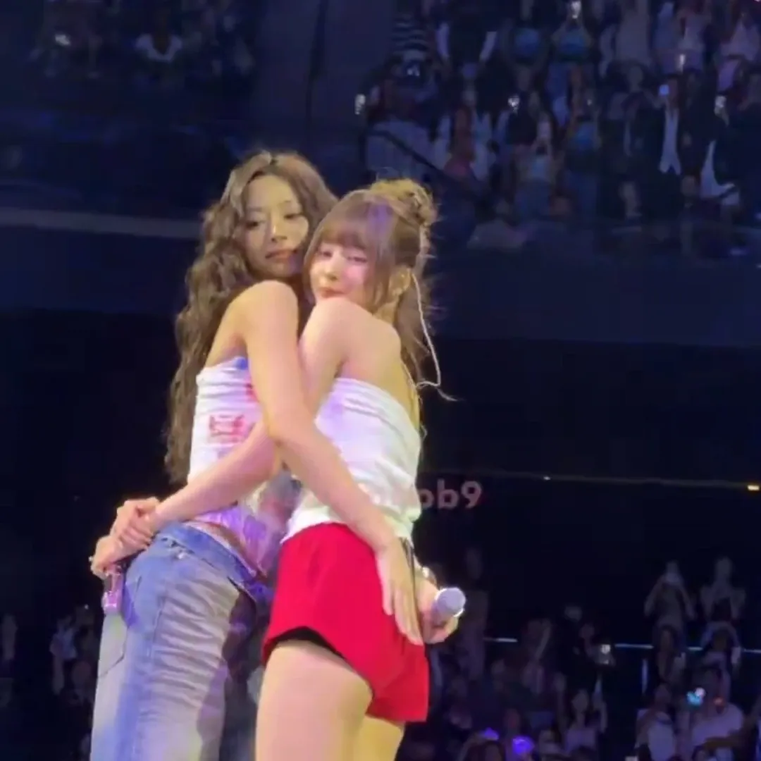 쯔위 (TWICE) 최근 활동샷