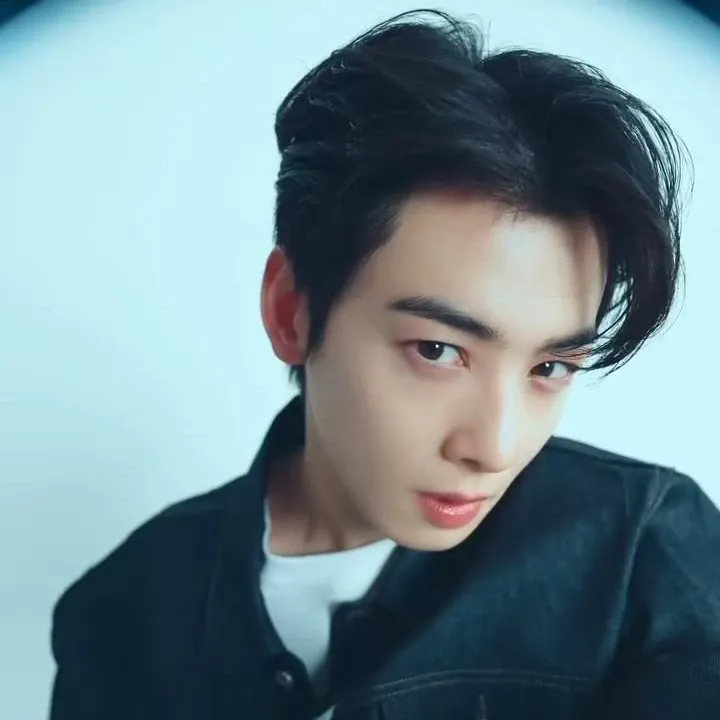 Behind-the-scenes cut of Eunwoo (ASTRO)