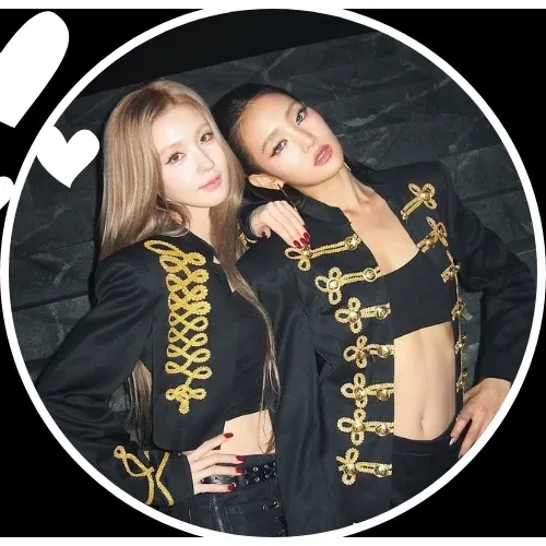 Today’s hot picks from the 민니 (아이들) community
