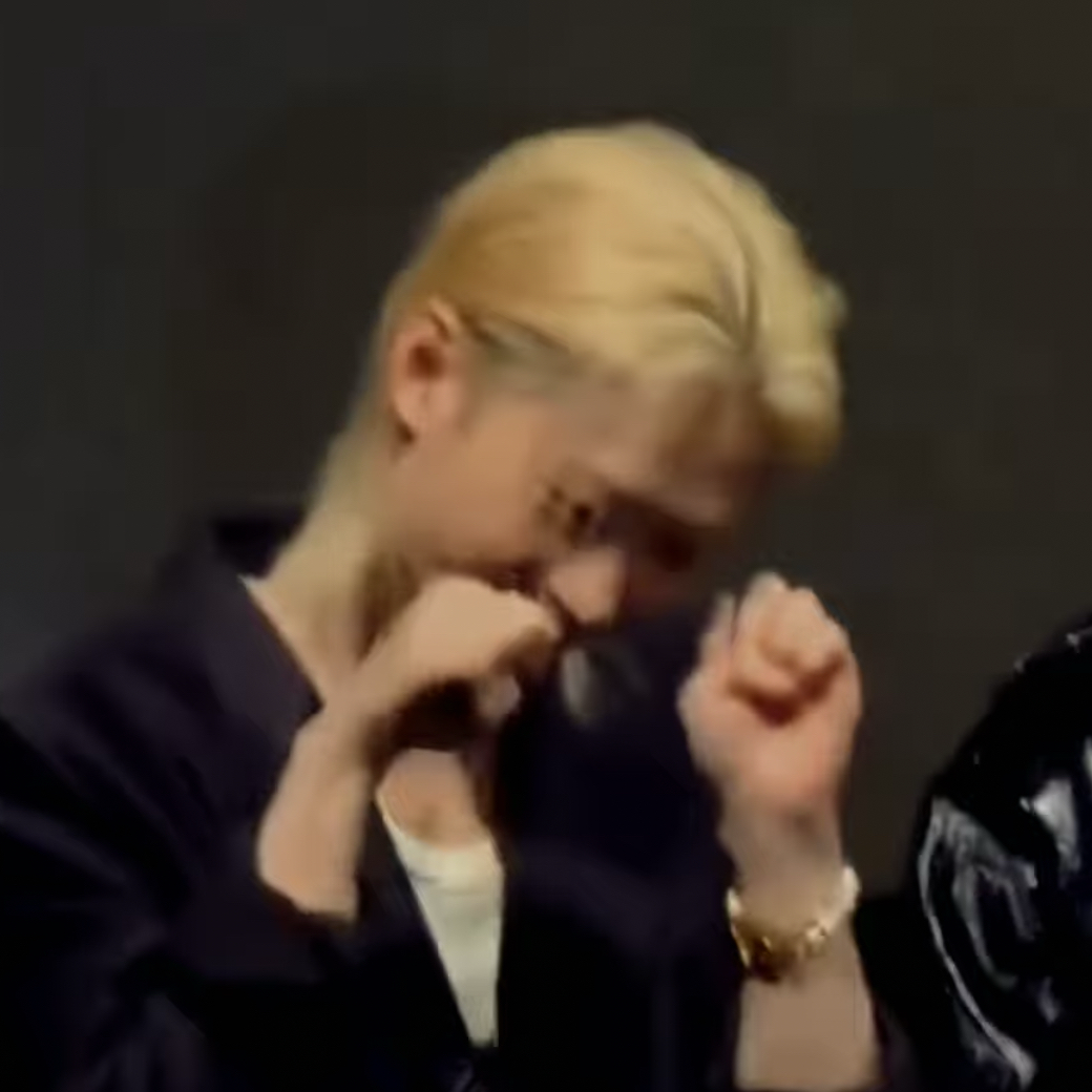 Latest photo of Felix (Stray Kids)