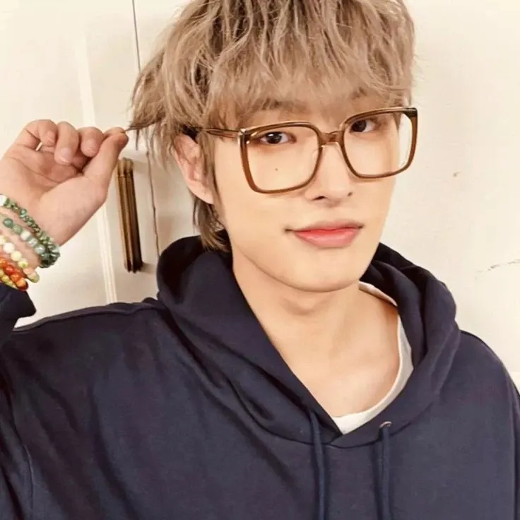 Behind-the-scenes cut of Mingi (ATEEZ)