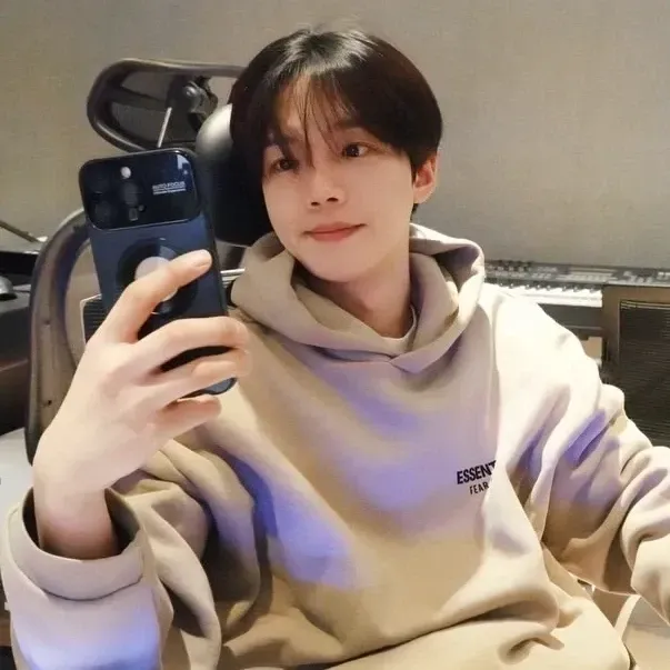 임영민의 비하인드 컷