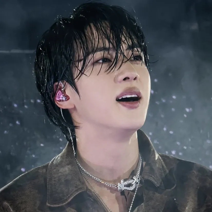 Latest photo of Jin (BTS)