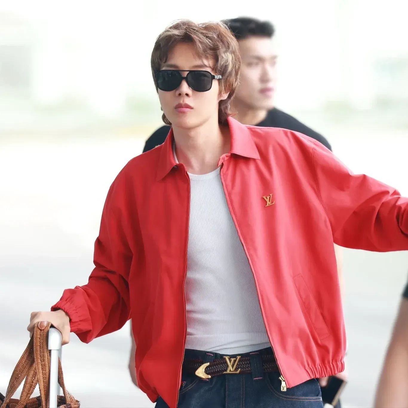 Foto terbaru j-hope (BTS)