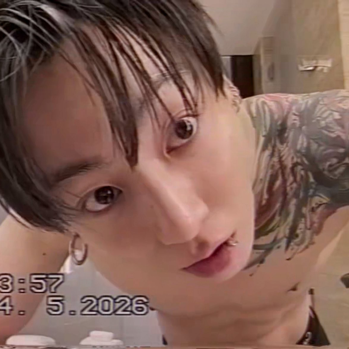 정국 (방탄소년단)의 최신 사진