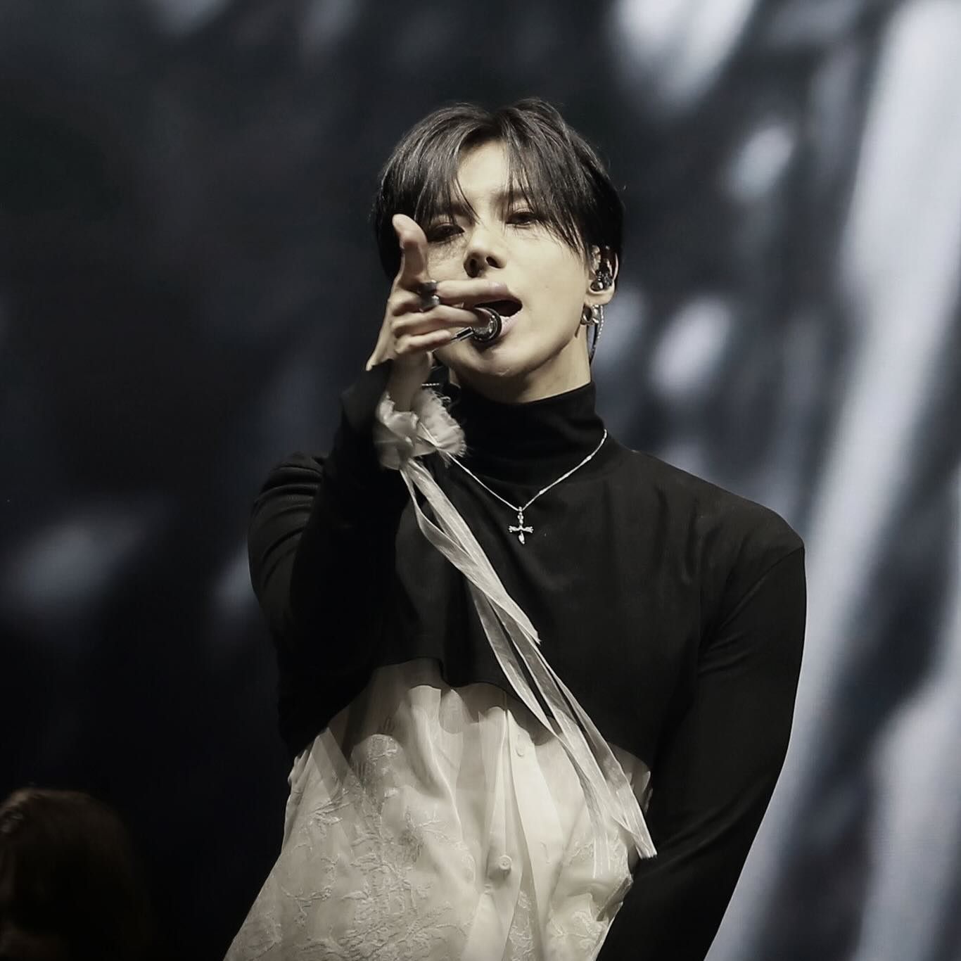 Behind-the-scenes cut of Taemin (SHINee)