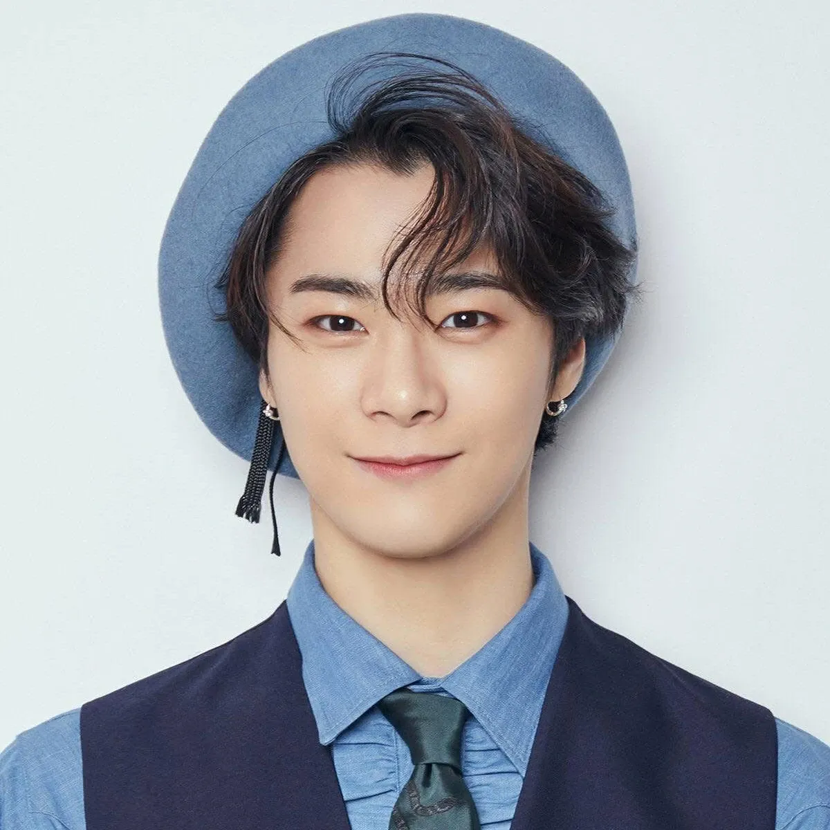 아스트로의 최신 사진