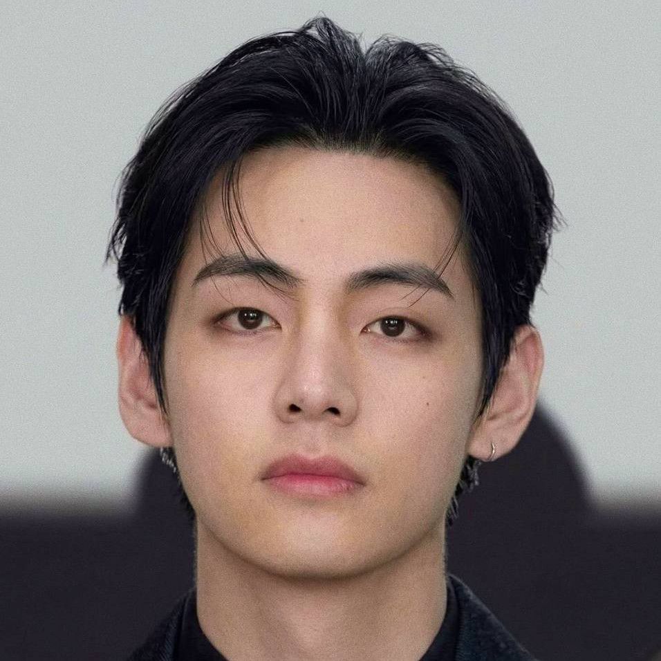 V (BTS)の舞台裏ショット