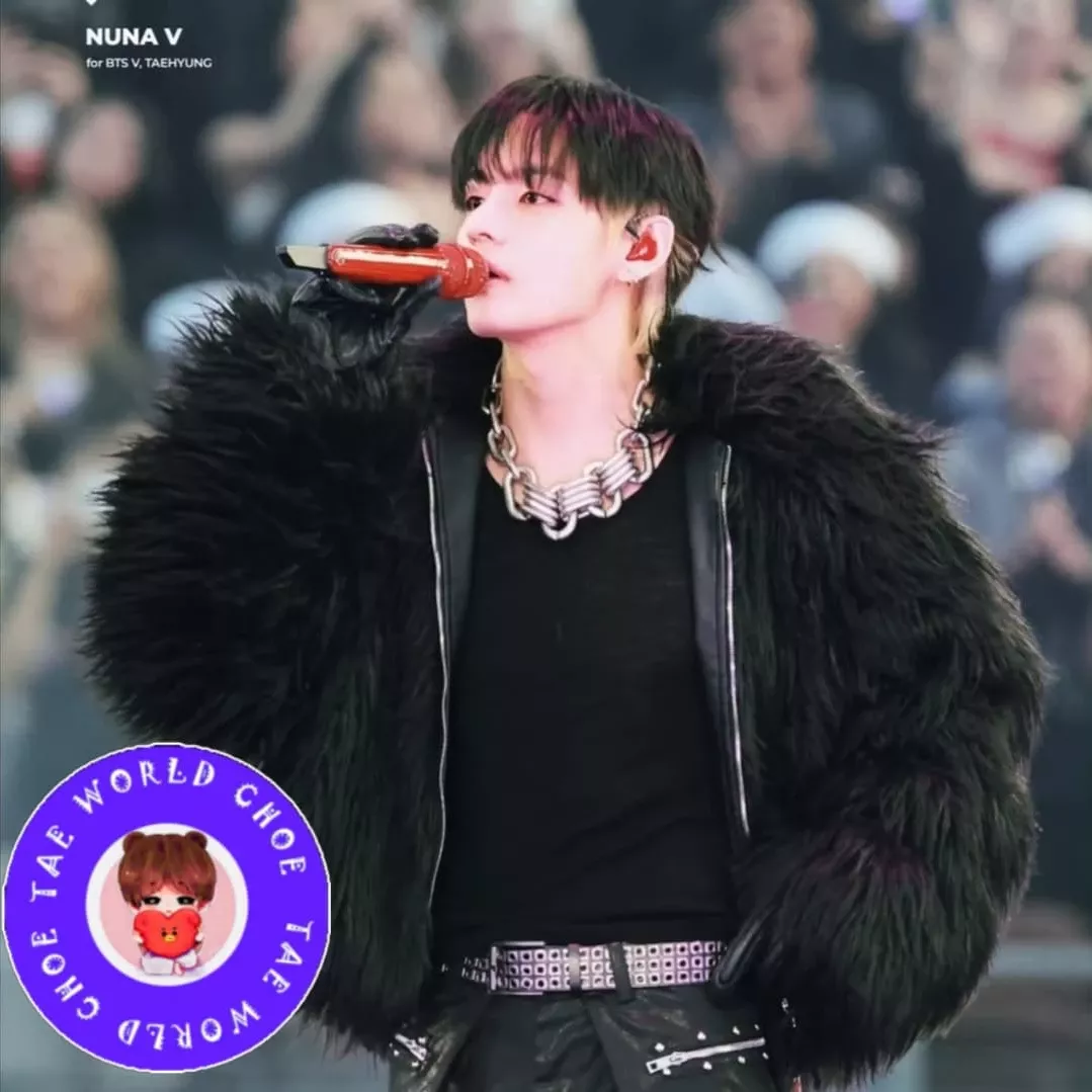 뷔 (방탄소년단)의 최신 사진