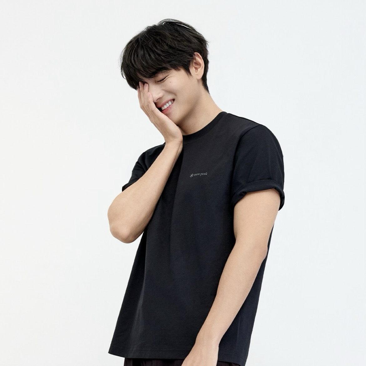 Latest photo of V (BTS)
