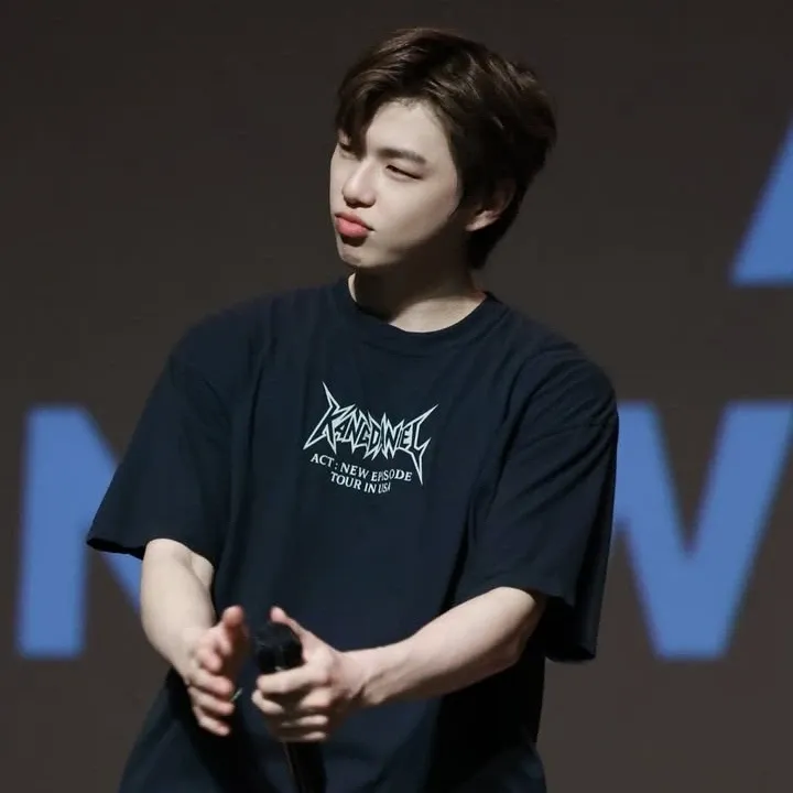 Latest photo of Kang Daniel