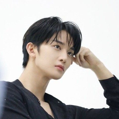 Recent activity shot of Bae Jinyoung