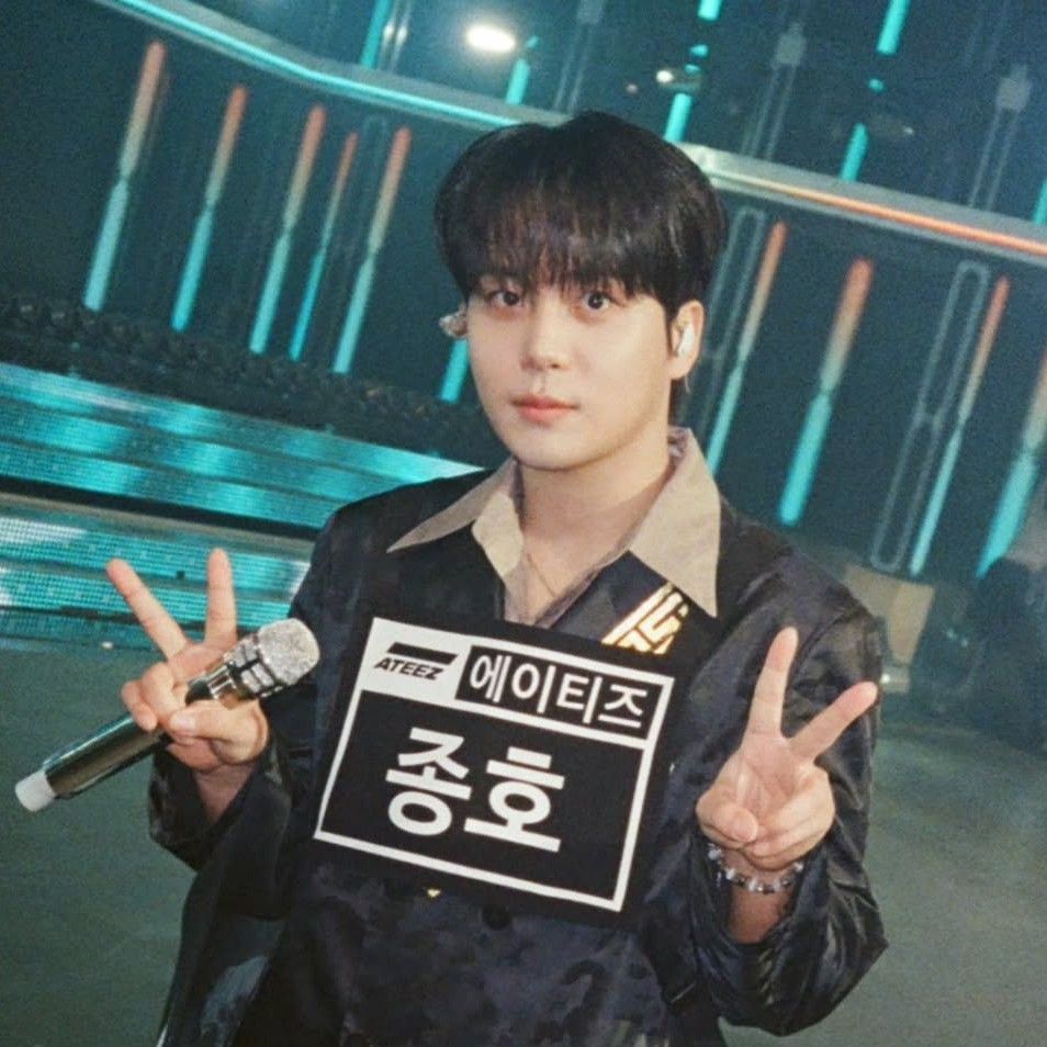 ATEEZ的最新照片