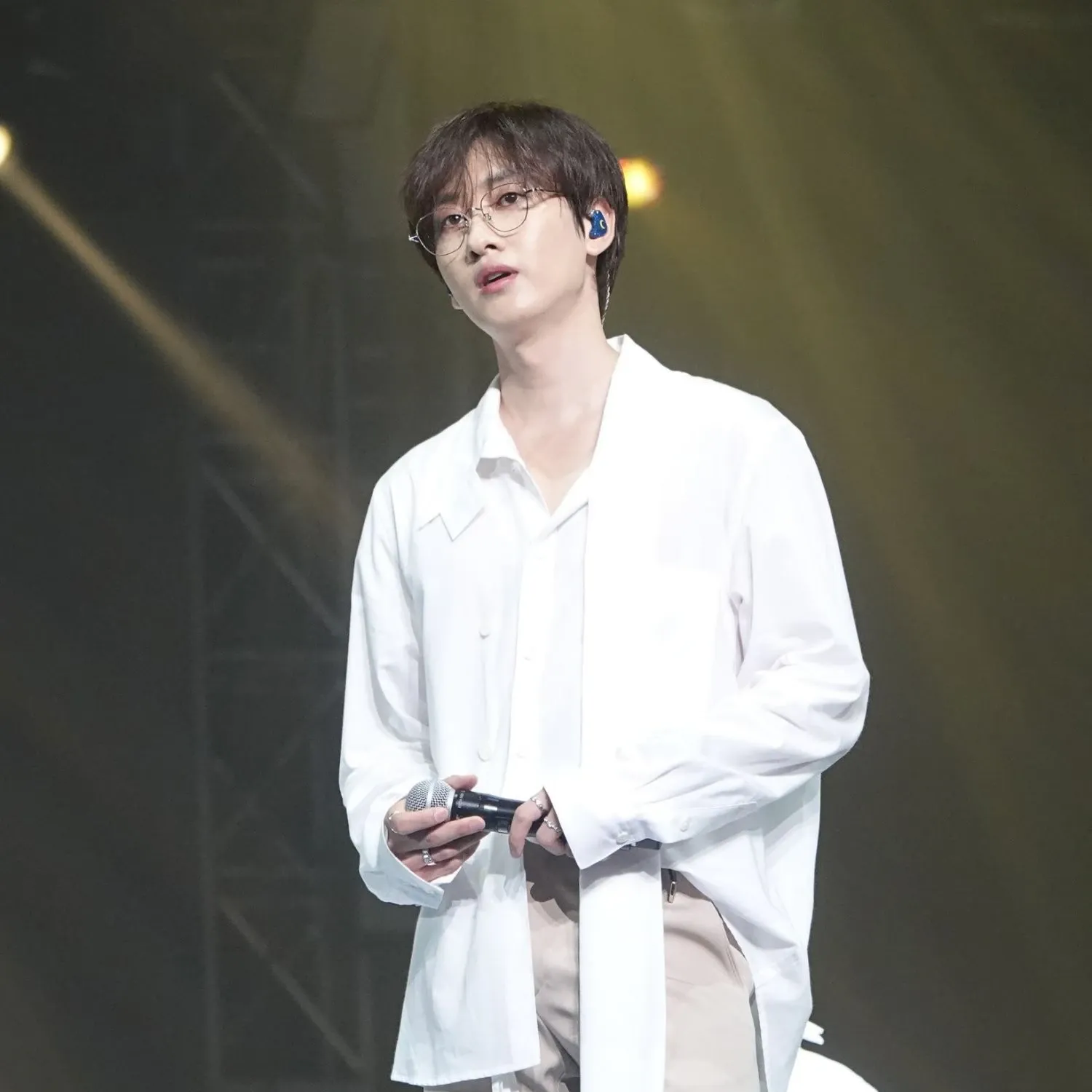 Recent activity shot of Eunhyuk (Super Junior)
