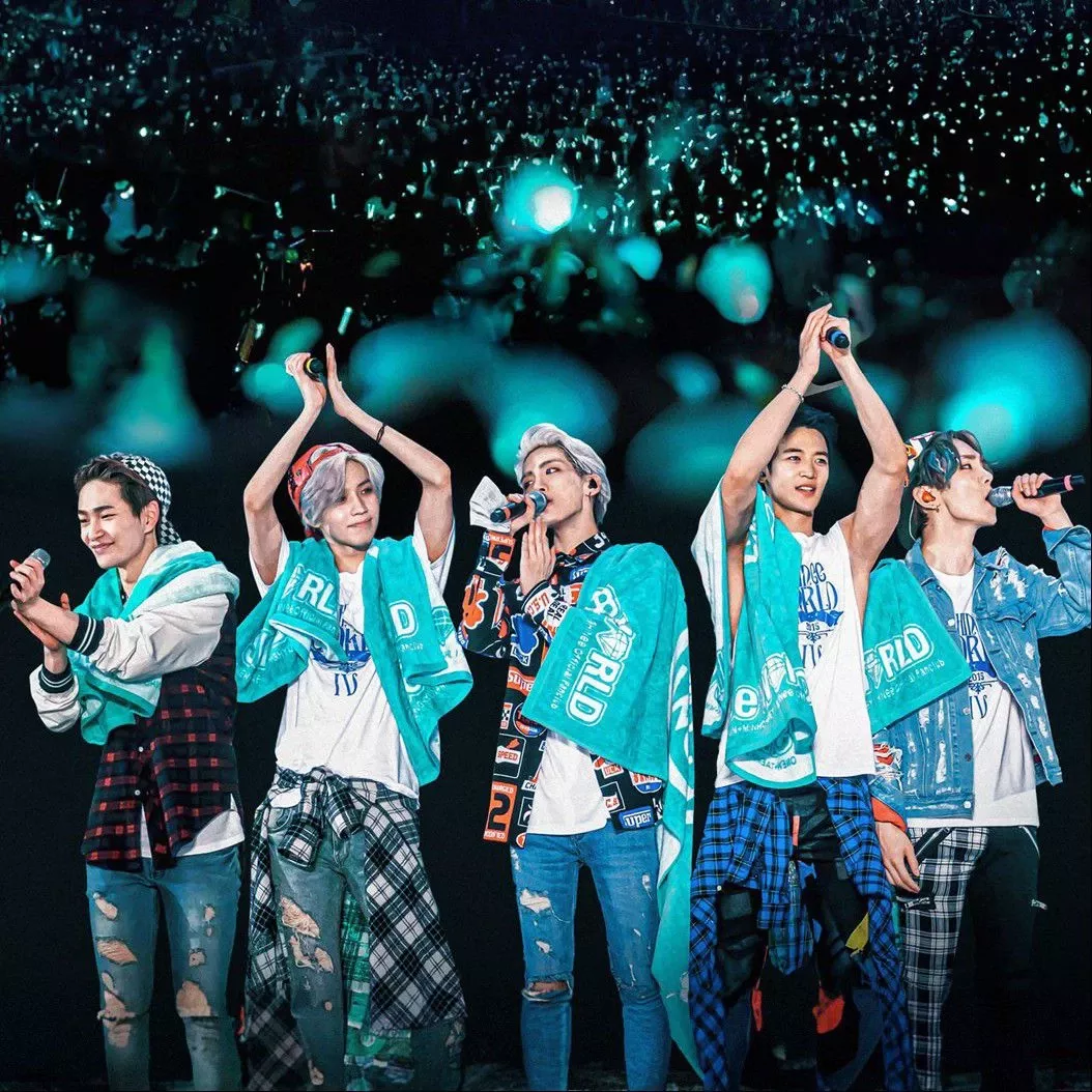 Behind-the-scenes cut of SHINee