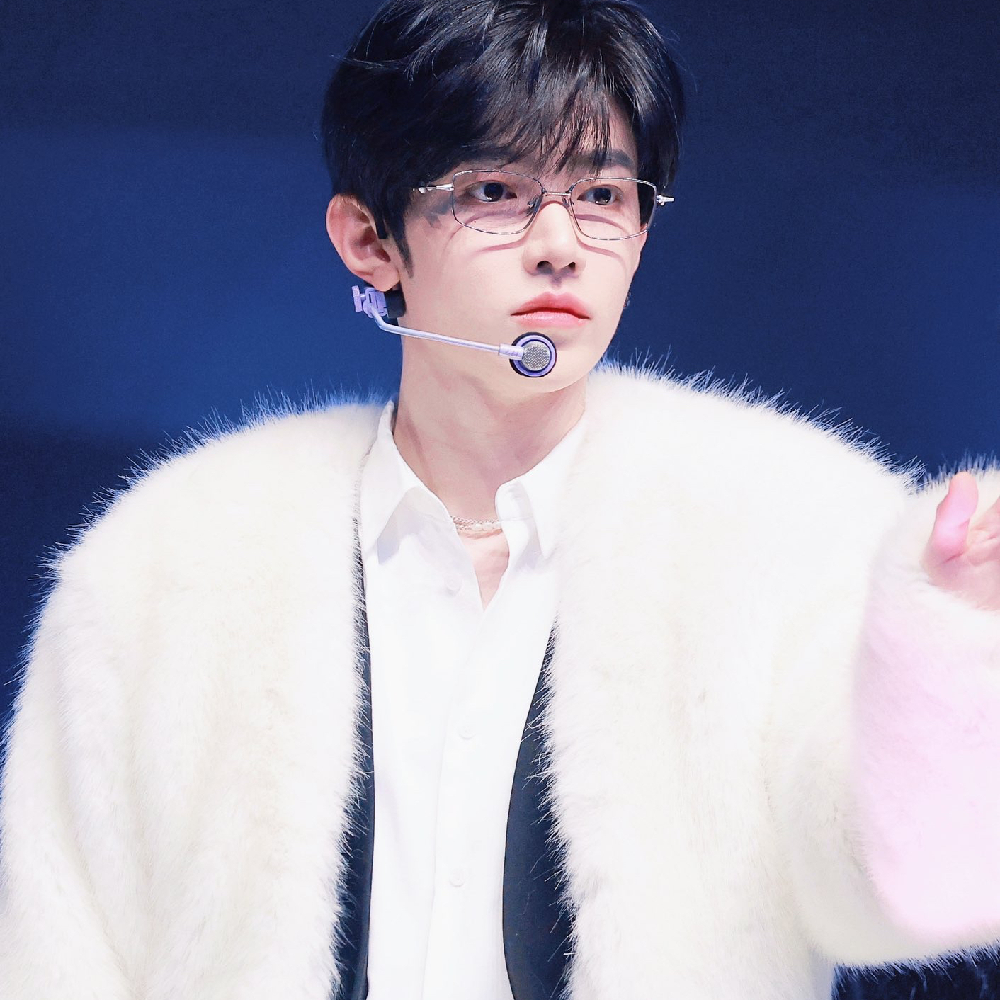 Behind-the-scenes cut of Zhang Hao (ZEROBASEONE)