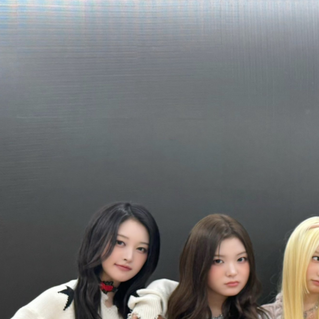 A moment captured by SAY MY NAME's fan