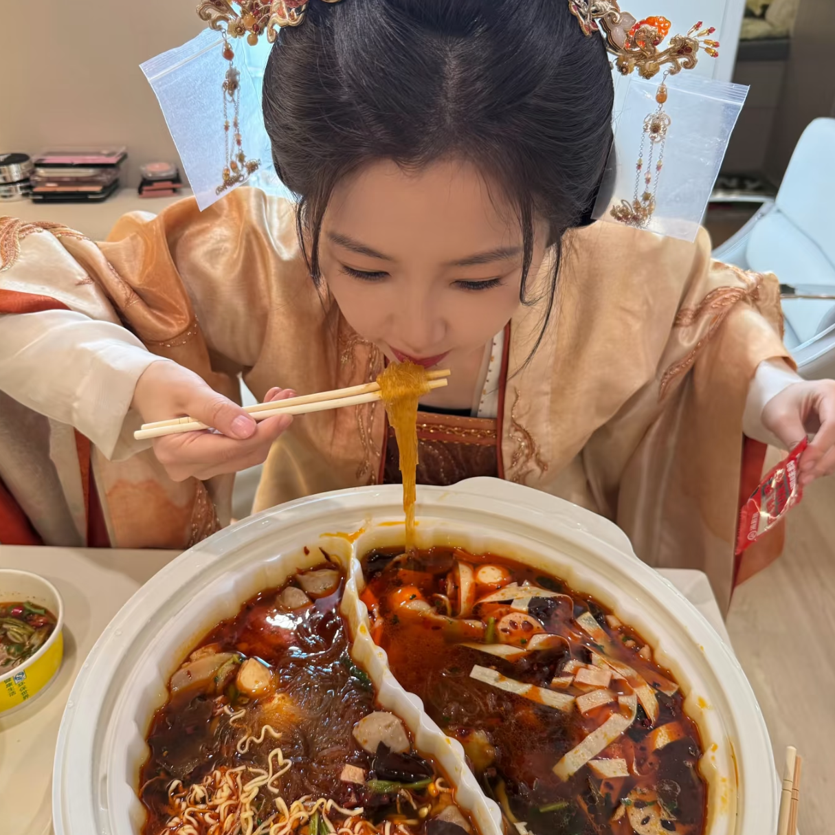 Behind-the-scenes cut of Esther Yu