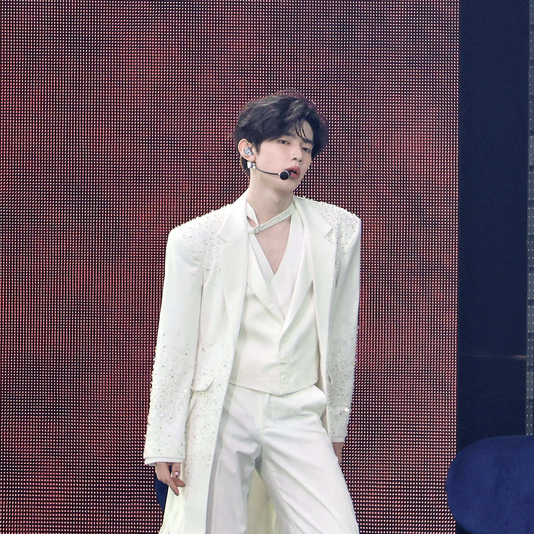 Behind-the-scenes cut of Zhang Hao