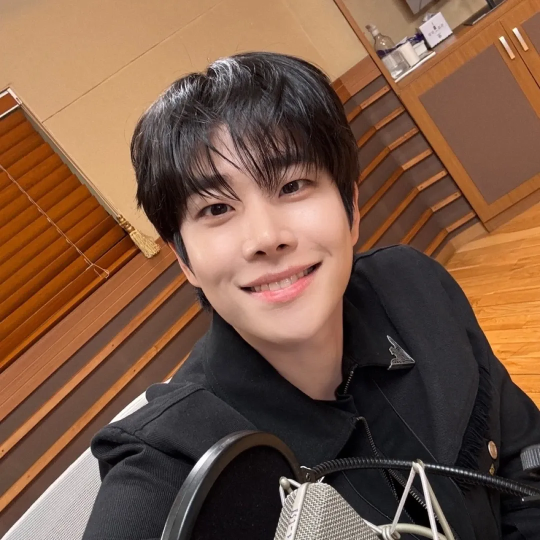 Latest photo of MJ (ASTRO)