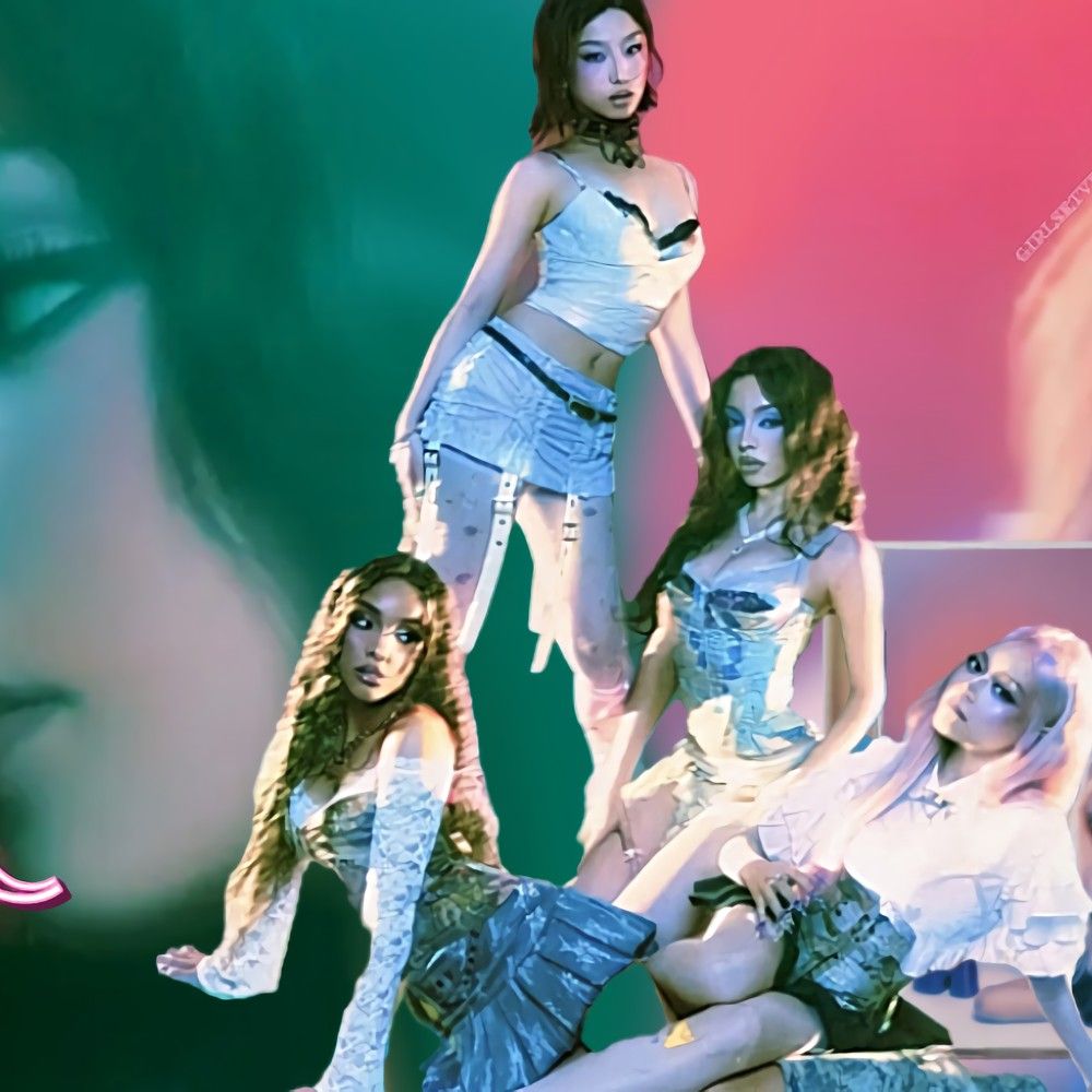 Behind-the-scenes cut of GIRLSET