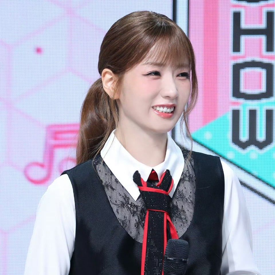 Behind-the-scenes cut of Yoon Bomi (Apink)