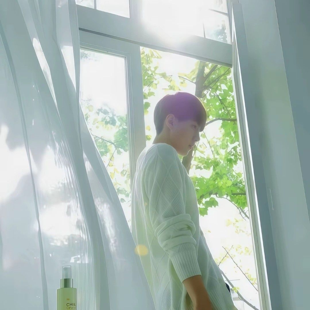 A moment captured by Sehun (EXO)'s fan