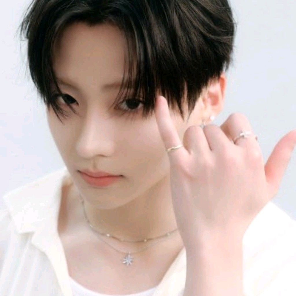 A moment captured by Lee Sangwon (ALPHA DRIVE ONE)'s fan