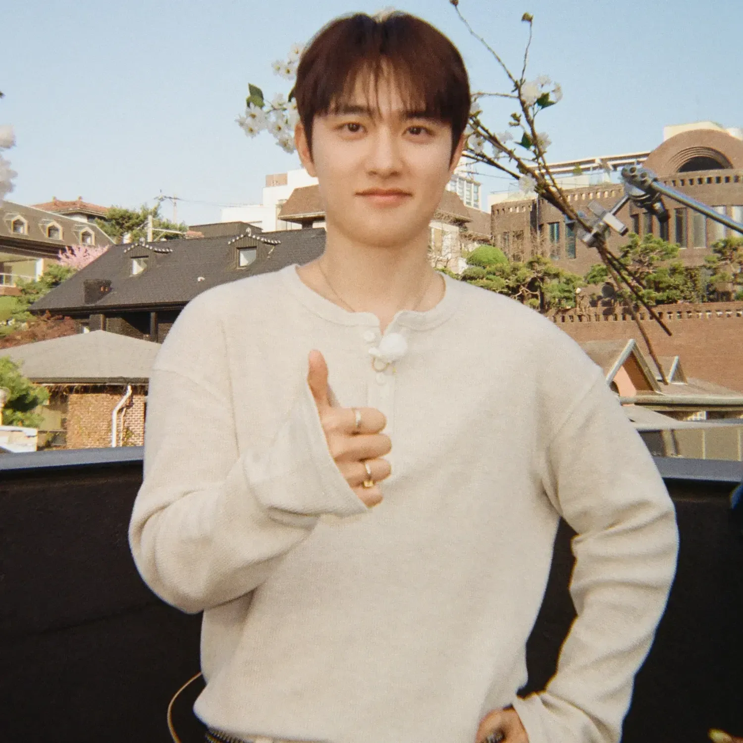 Foto aktivitas terbaru D.O. (EXO)