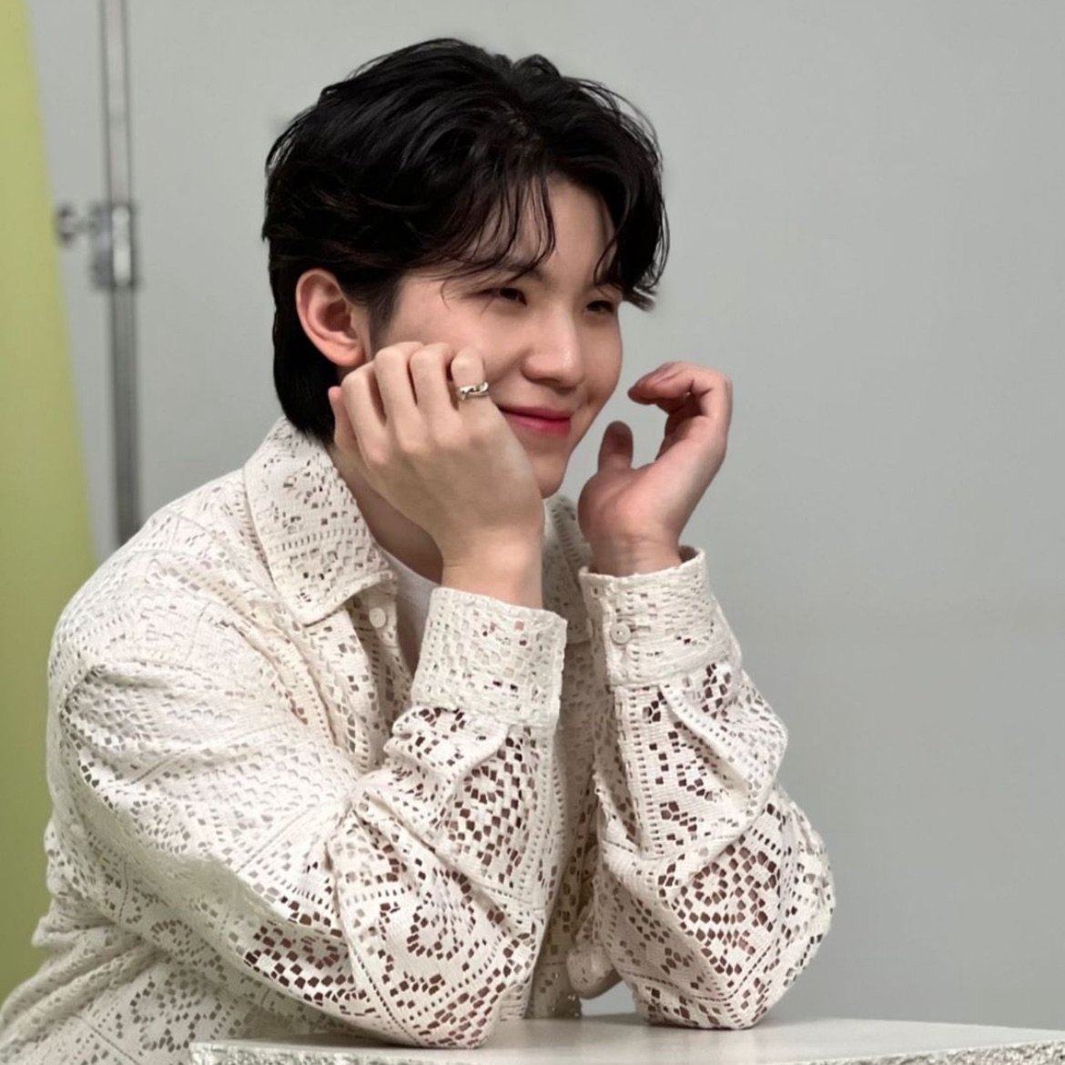 Woozi (SEVENTEEN)的最新照片