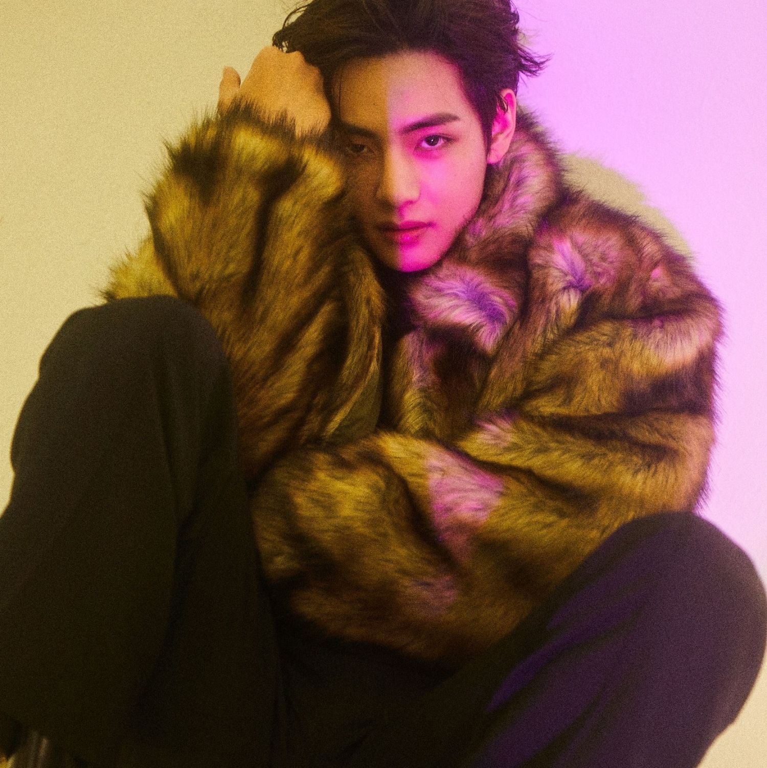 Recent activity shot of V (BTS)