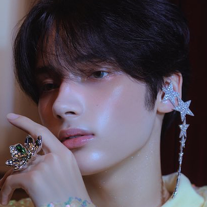 ヒュニンカイ (TOMORROW X TOGETHER)の最近の活動写真